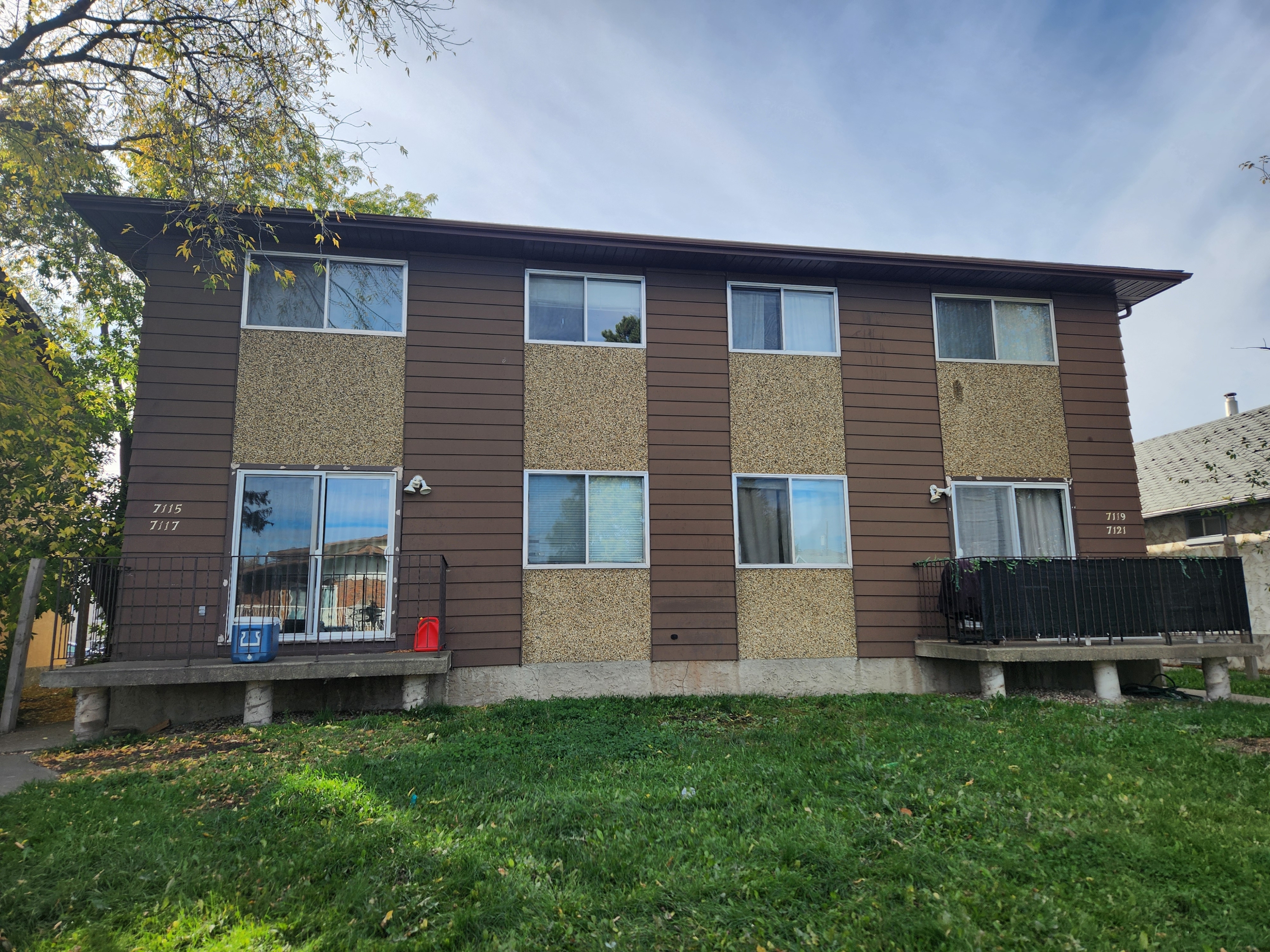 7115 80 Avenue NW - 1