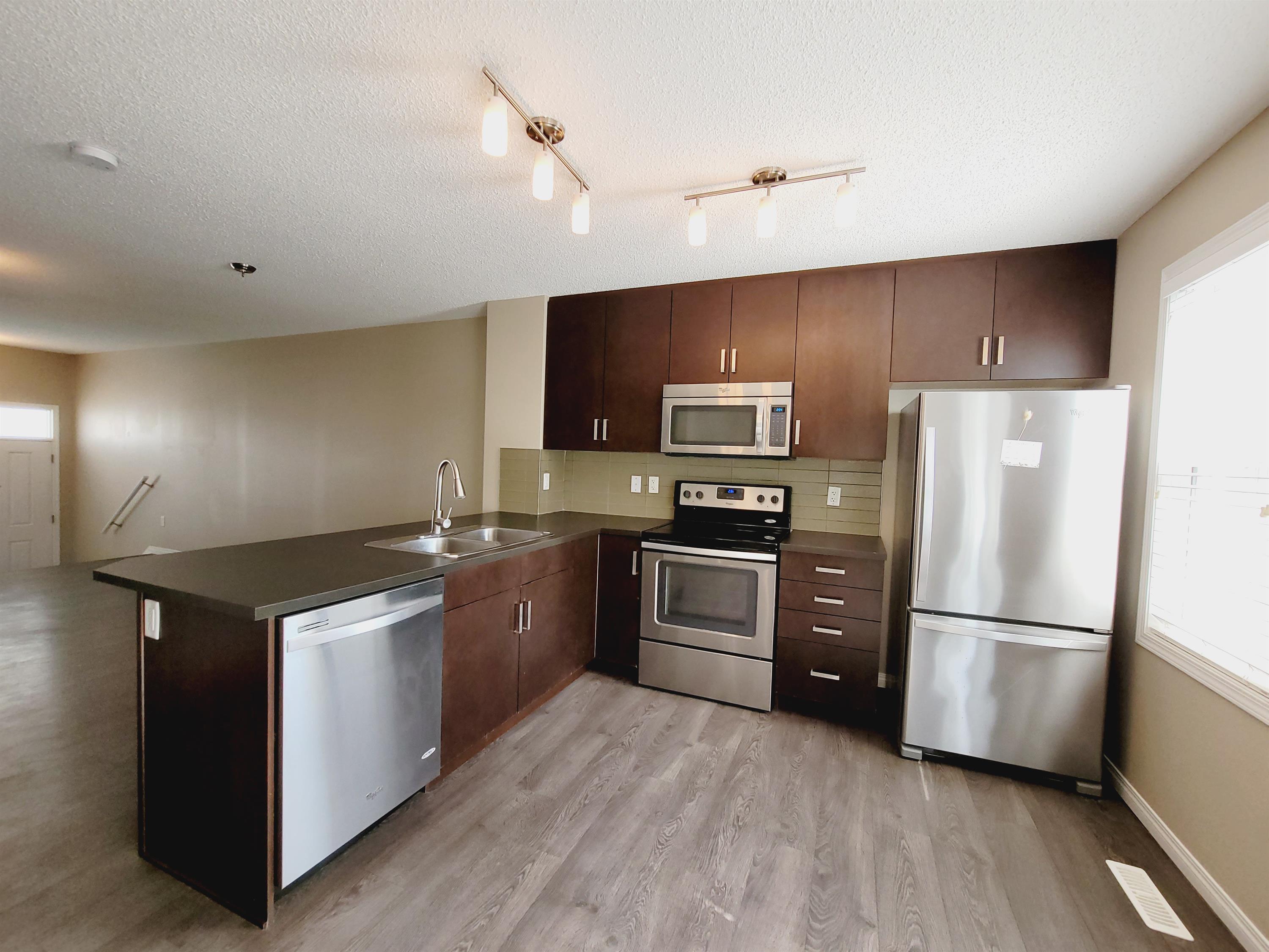 9151 Shaw Way SW - 1 - #18