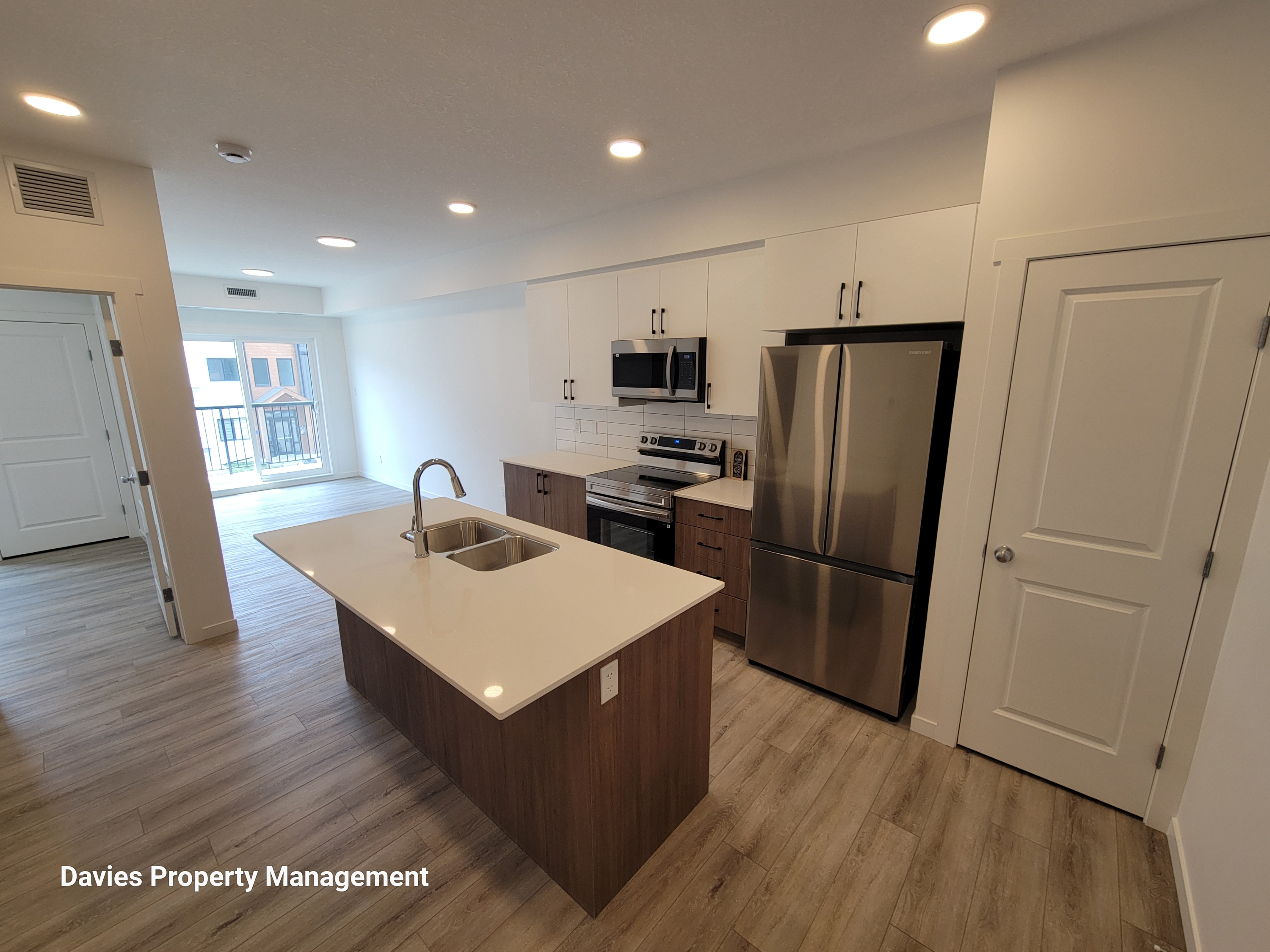 9219 228 Street NW - 201