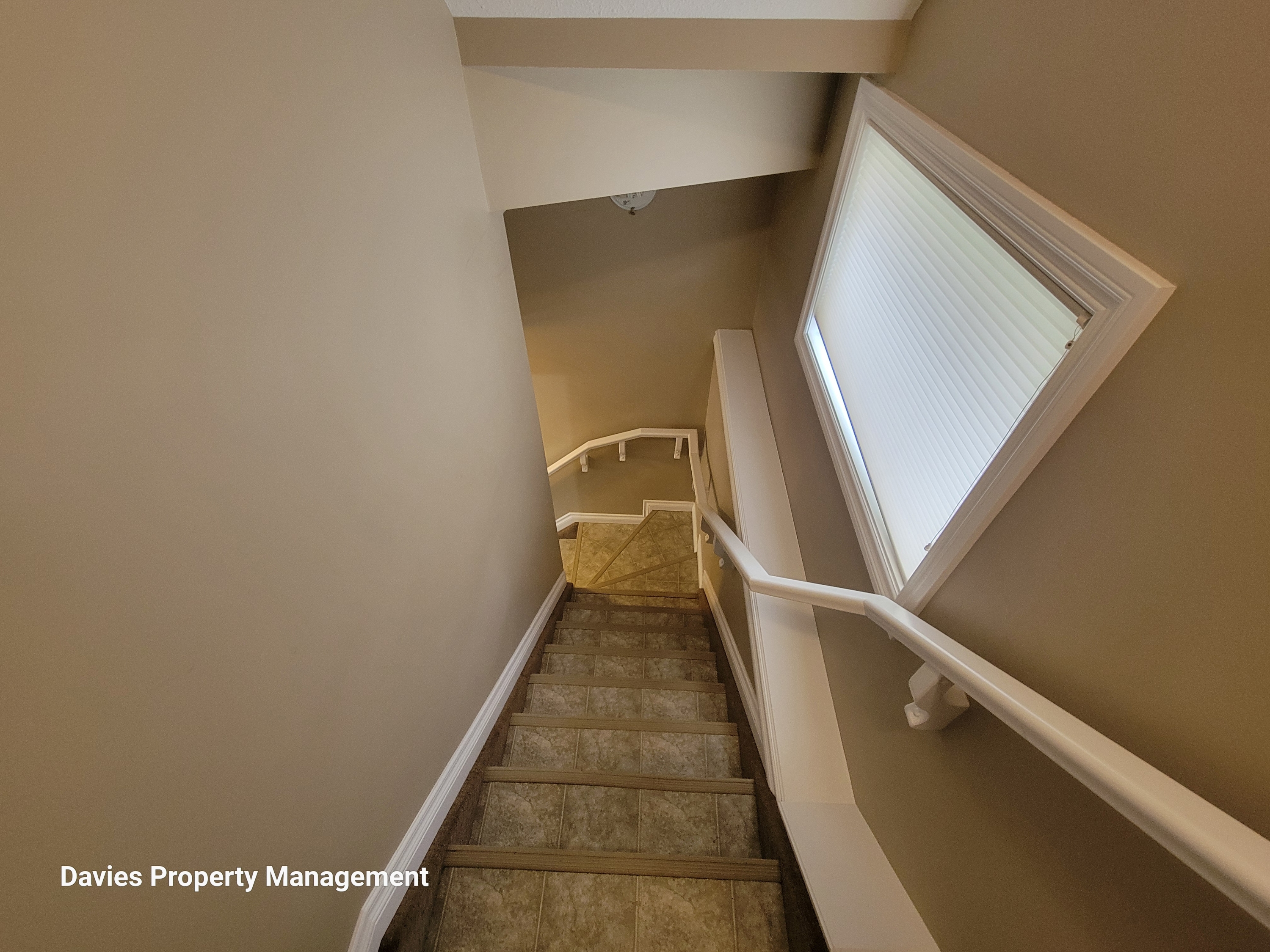 6035 4 Avenue SW - BSMT
